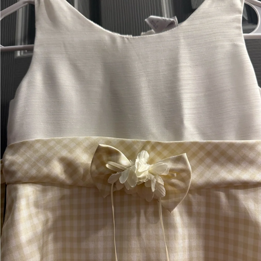 Girls Perfectly Dressed sleeveless lined white &light beige checked dress Size 7
